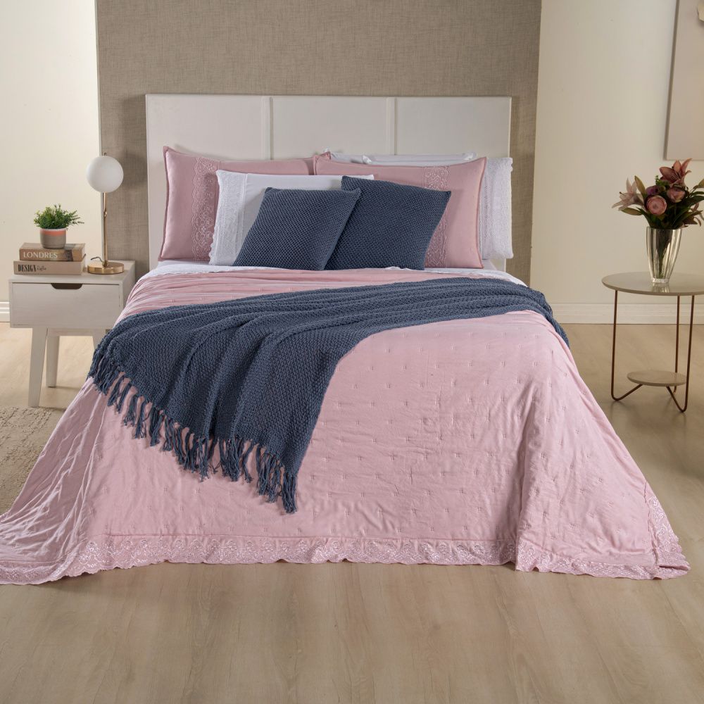 [10 PEÇAS] Jogo de Cama Serena Percal 300 Fios Bordado Inglês + Kit de Toalhas Premium de Brinde