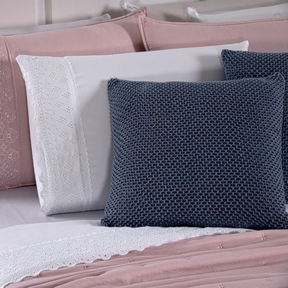 [10 PEÇAS] Jogo de Cama Serena Percal 300 Fios Bordado Inglês + Kit de Toalhas Premium de Brinde