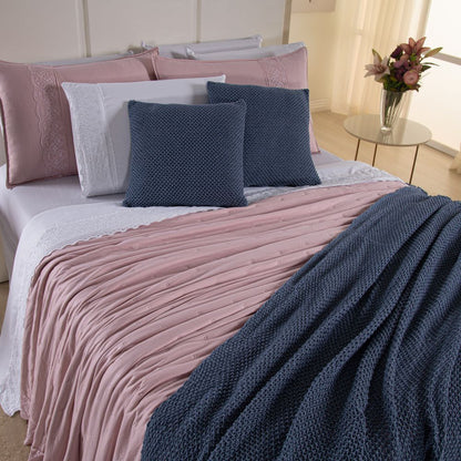[10 PEÇAS] Jogo de Cama Serena Percal 300 Fios Bordado Inglês + Kit de Toalhas Premium de Brinde