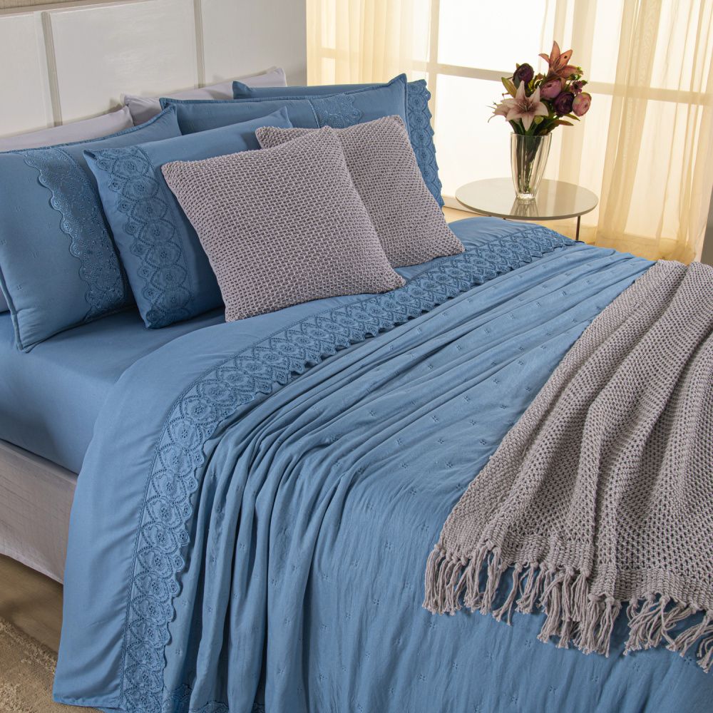 [10 PEÇAS] Jogo de Cama Serena Percal 300 Fios Bordado Inglês + Kit de Toalhas Premium de Brinde