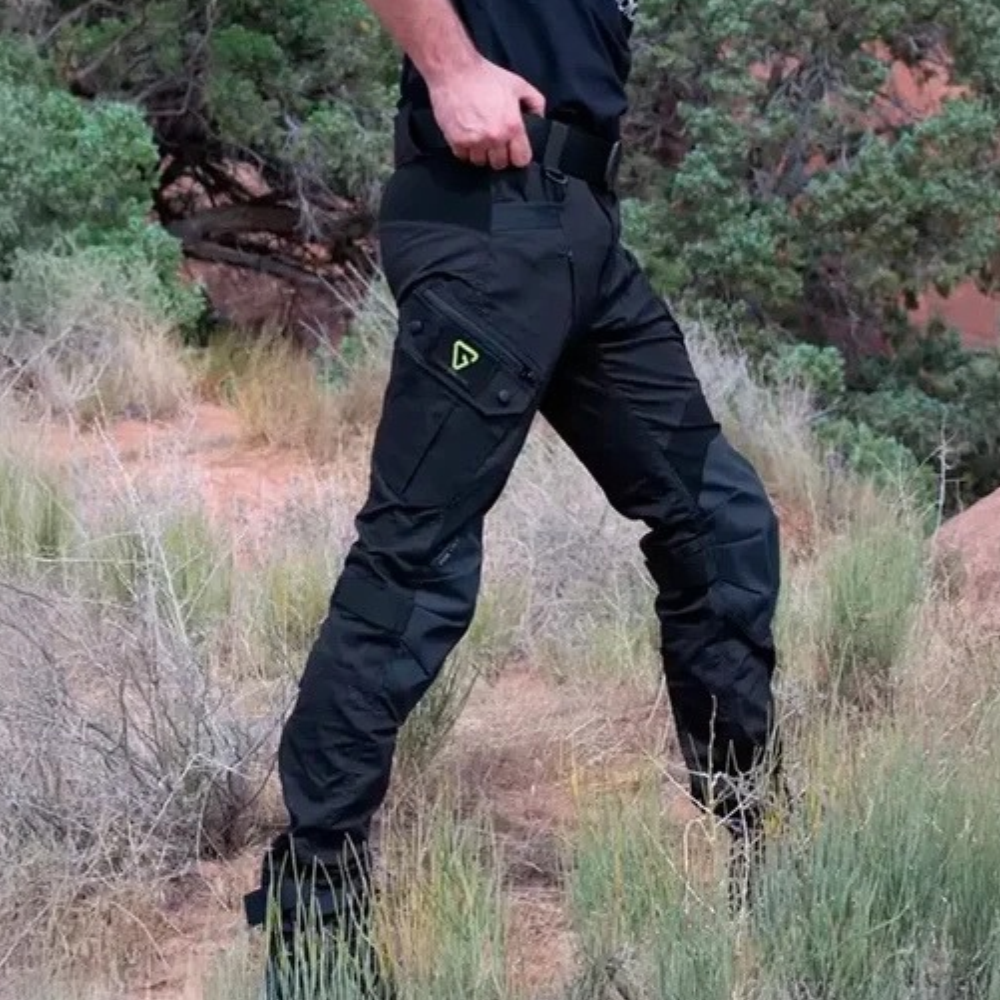[COMPRE 2 E LEVE 3] Calça Militar Lionor + Relógio Tático e Cinto Tático de Brinde